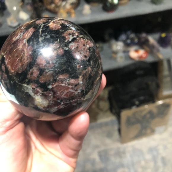 GARNET SPHERE - Picture 2 of 4